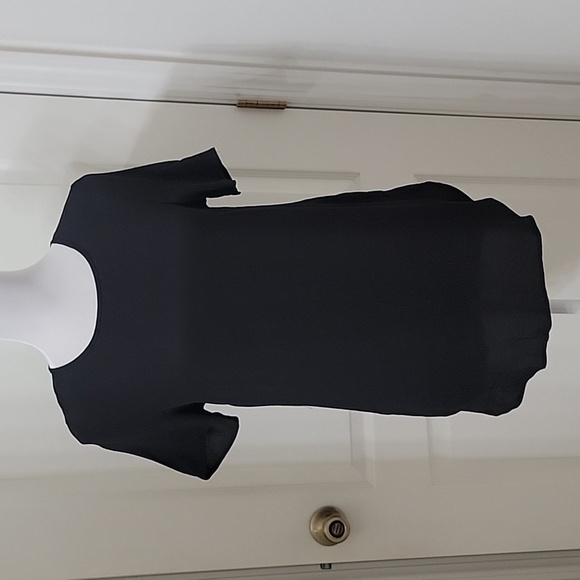 H&M Size 2 Black 100% Viscose Short Sleeve Blouse, NEW with Tag - Picture 1 of 12